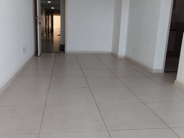 #246 - Apartamento para Venda em Campos dos Goytacazes - RJ - 1