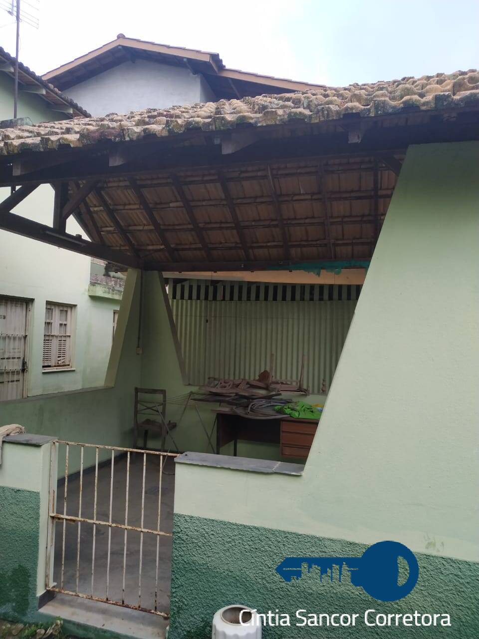 Casa à venda com 4 quartos, 360m² - Foto 4