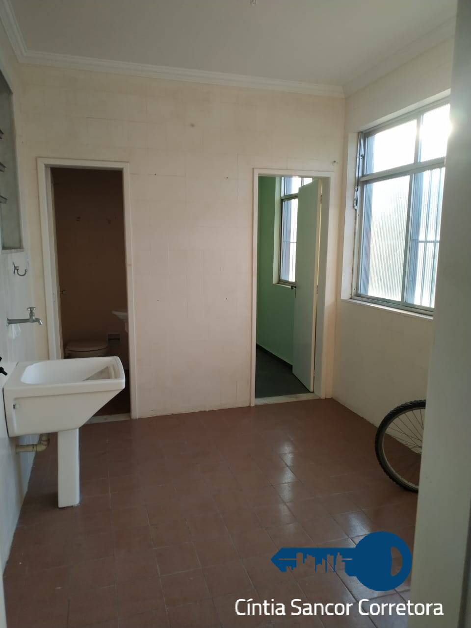 Apartamento para alugar com 3 quartos, 150m² - Foto 3