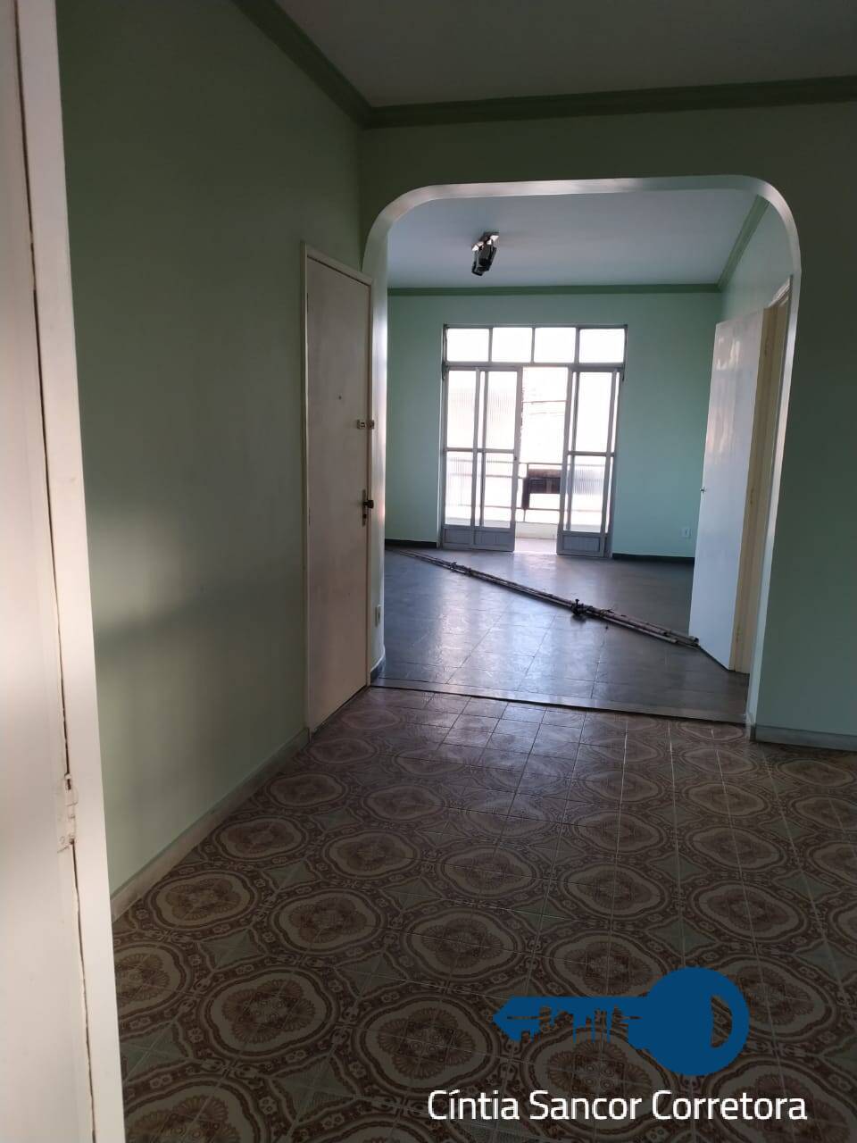 Apartamento para alugar com 3 quartos, 150m² - Foto 12