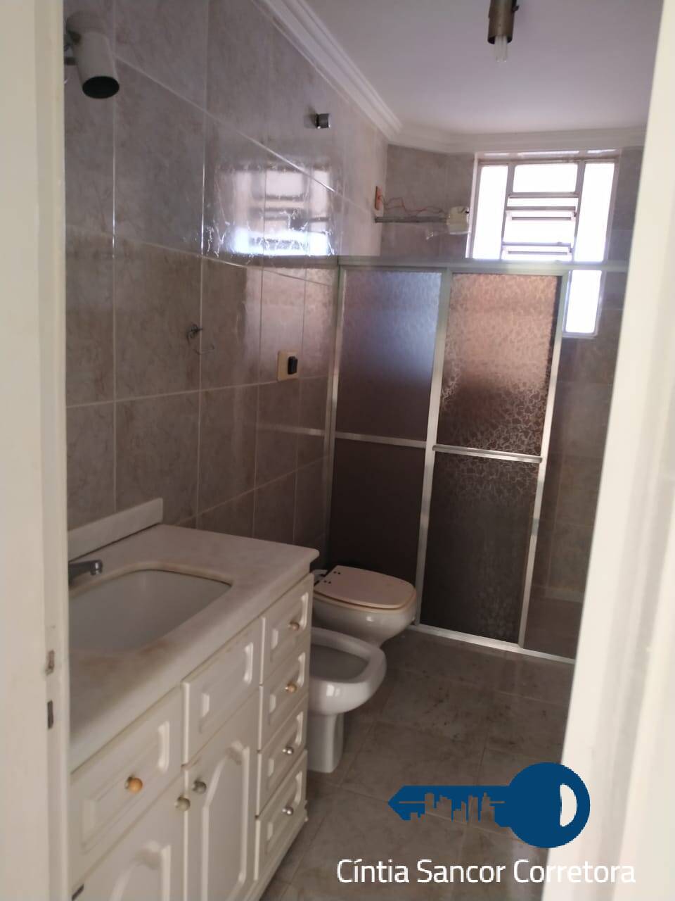 Apartamento para alugar com 3 quartos, 150m² - Foto 15