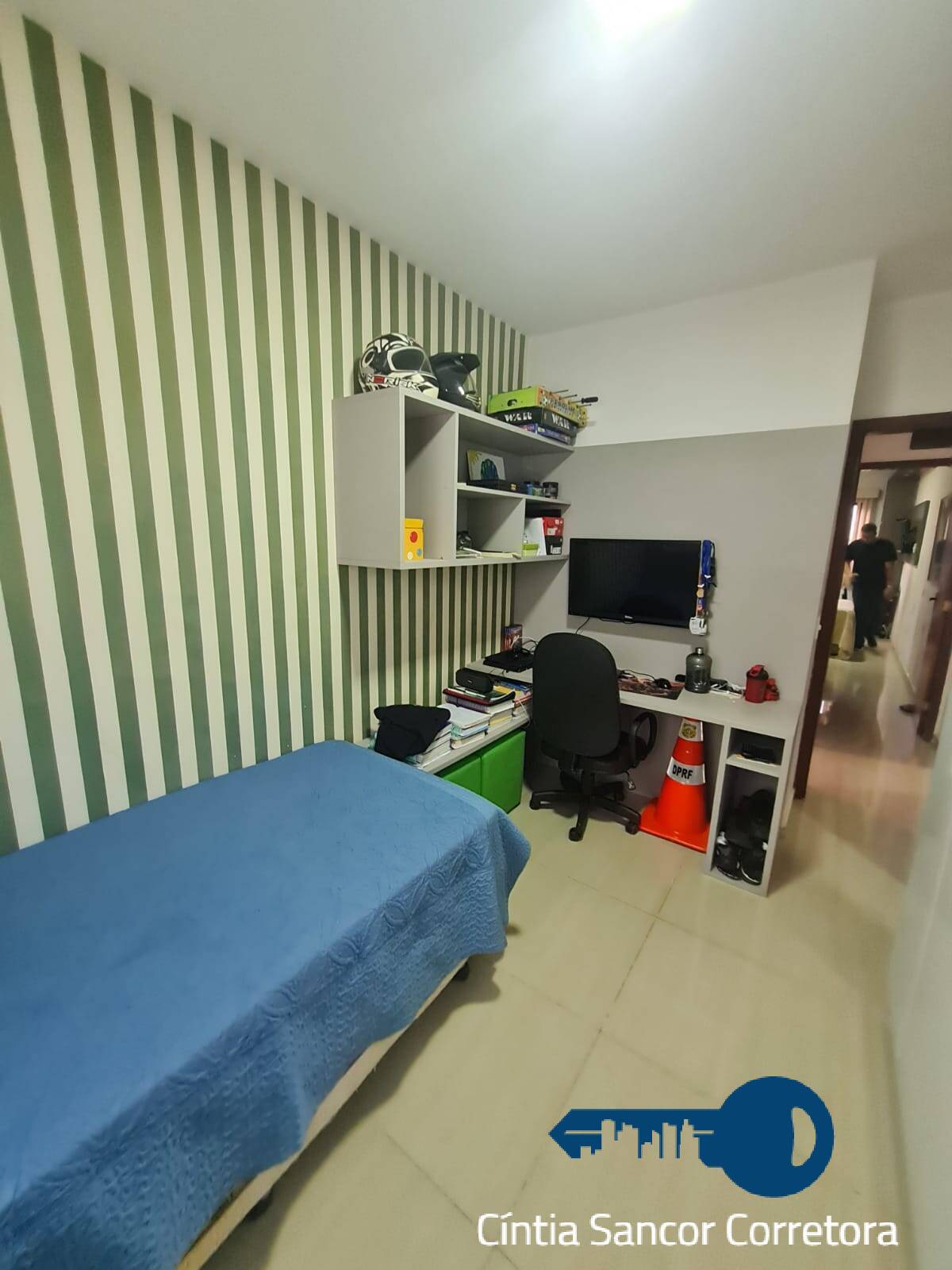 Apartamento à venda com 2 quartos, 60m² - Foto 2