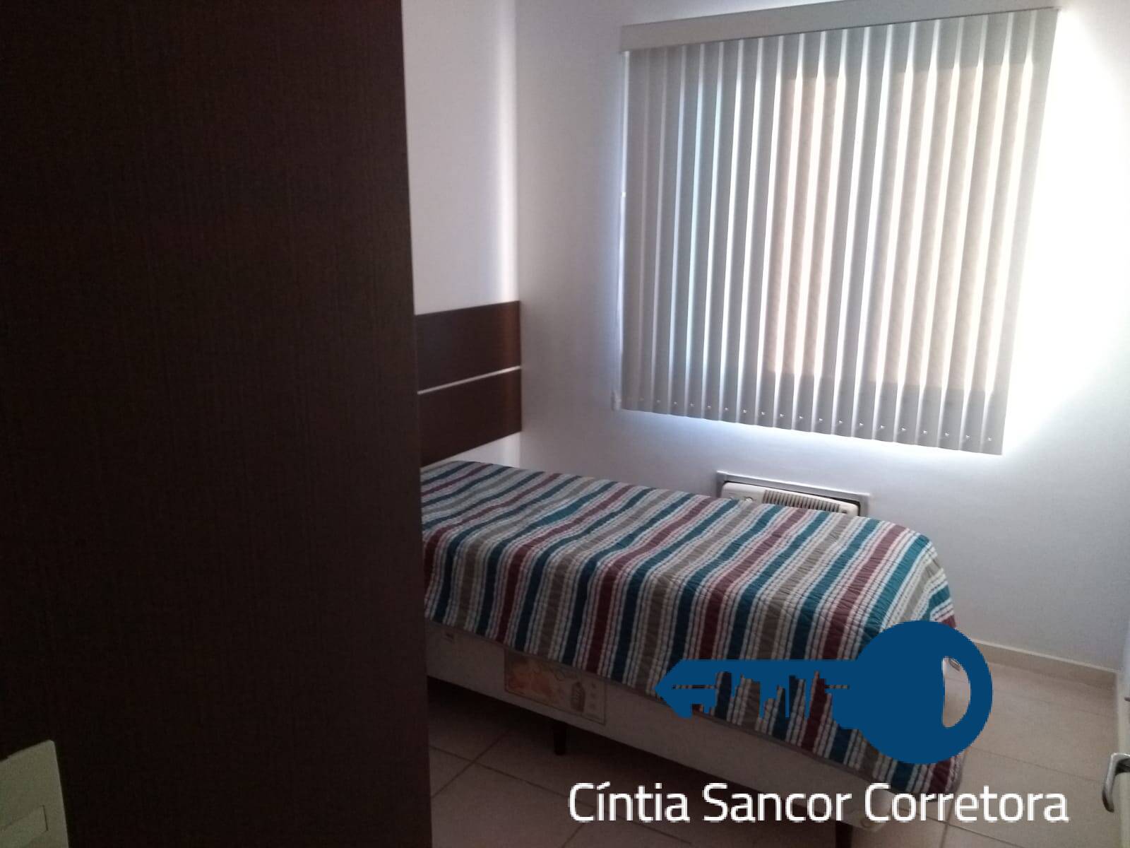 Apartamento à venda com 2 quartos, 57m² - Foto 2