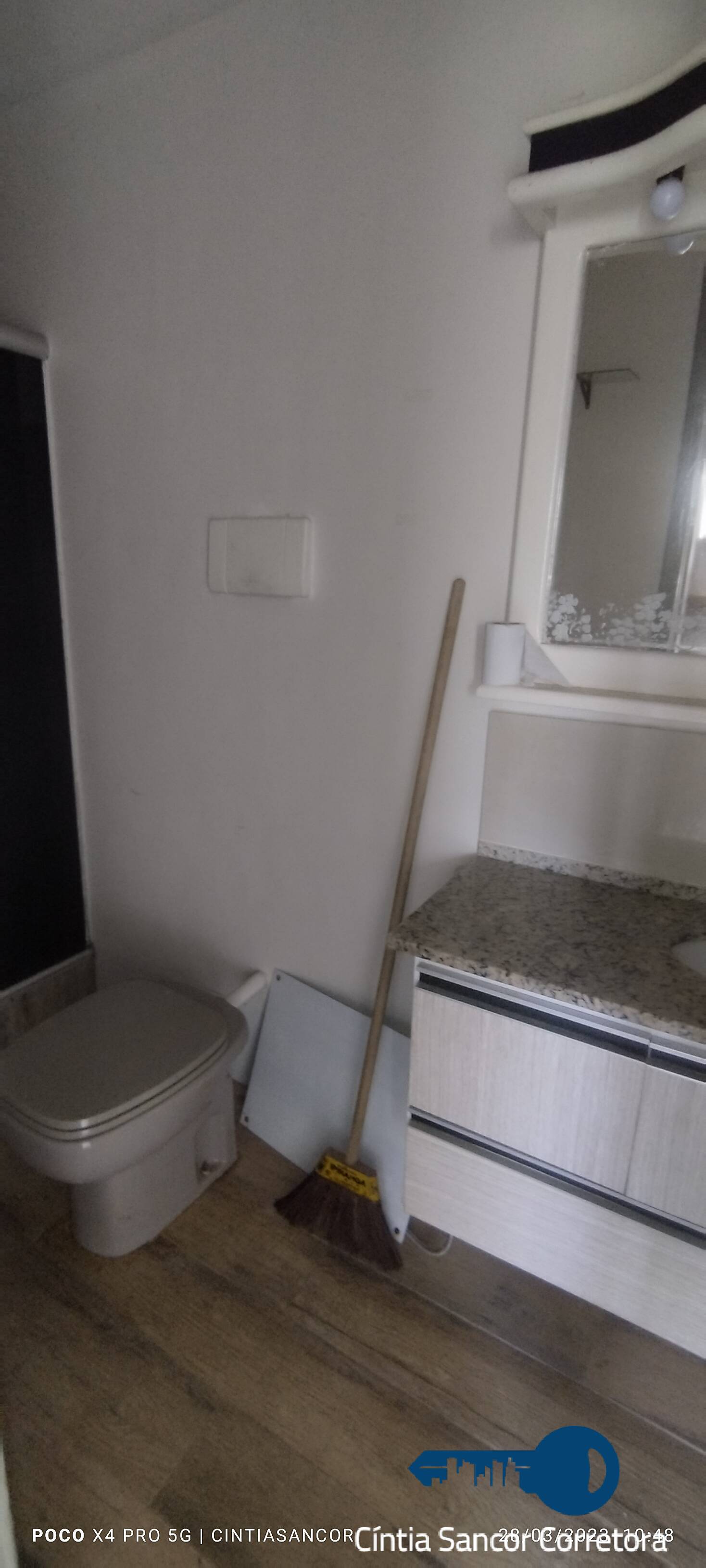 Apartamento à venda com 2 quartos, 60m² - Foto 5