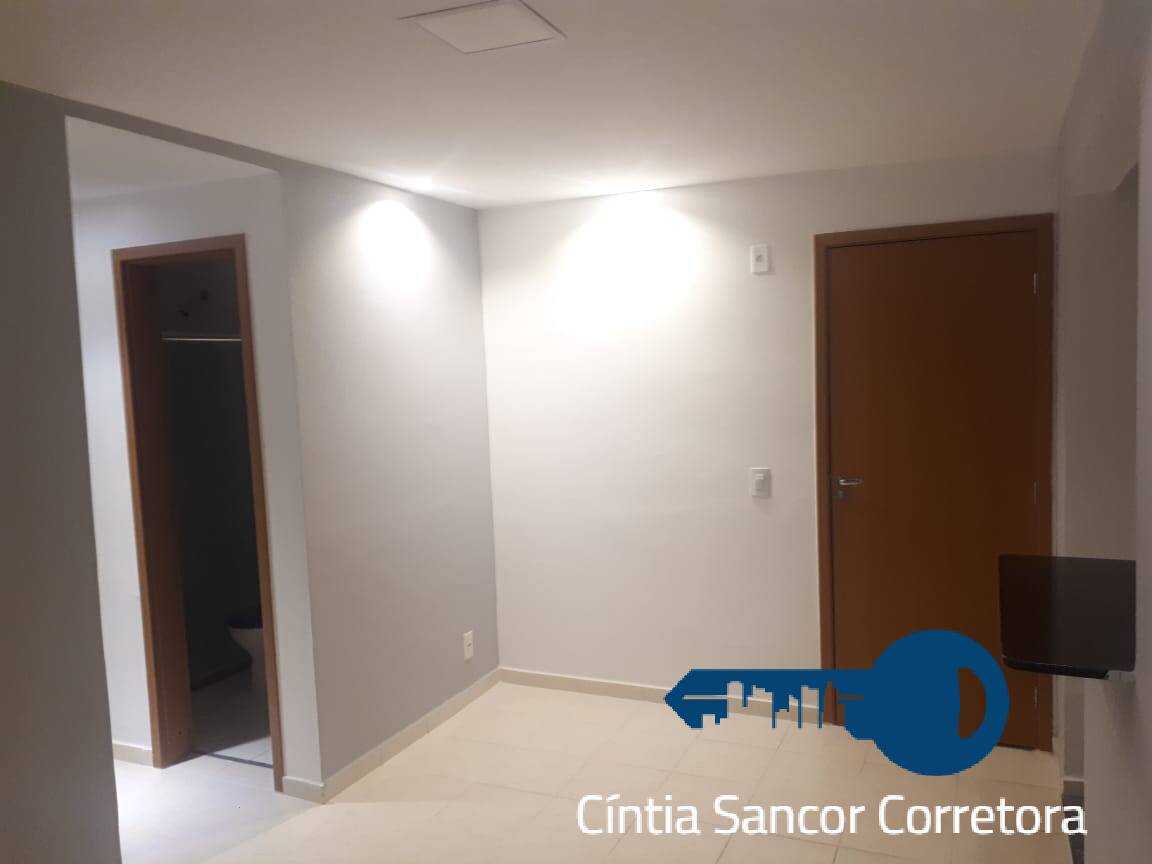 Casa à venda com 2 quartos, 55m² - Foto 19