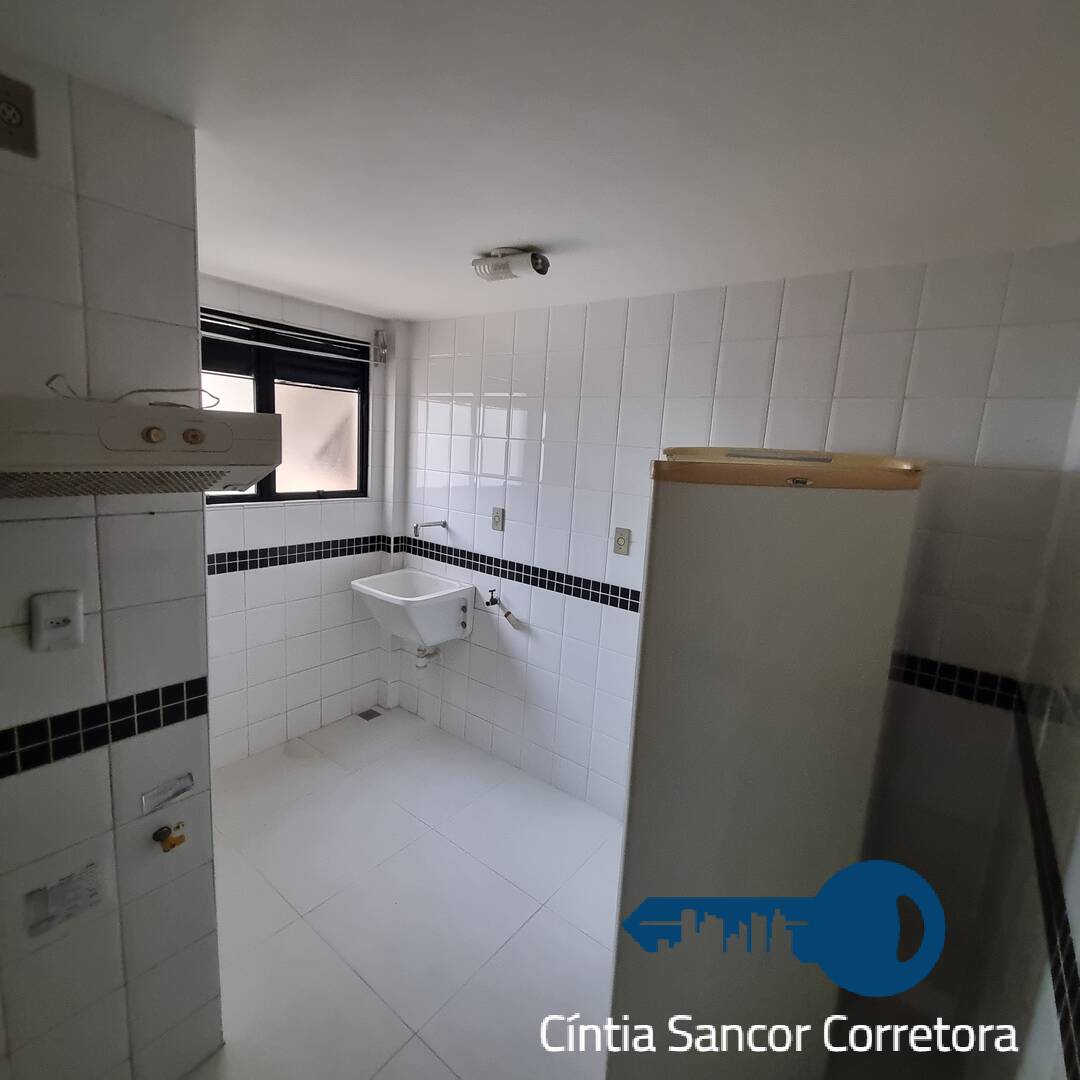 Apartamento para alugar com 2 quartos, 90m² - Foto 2